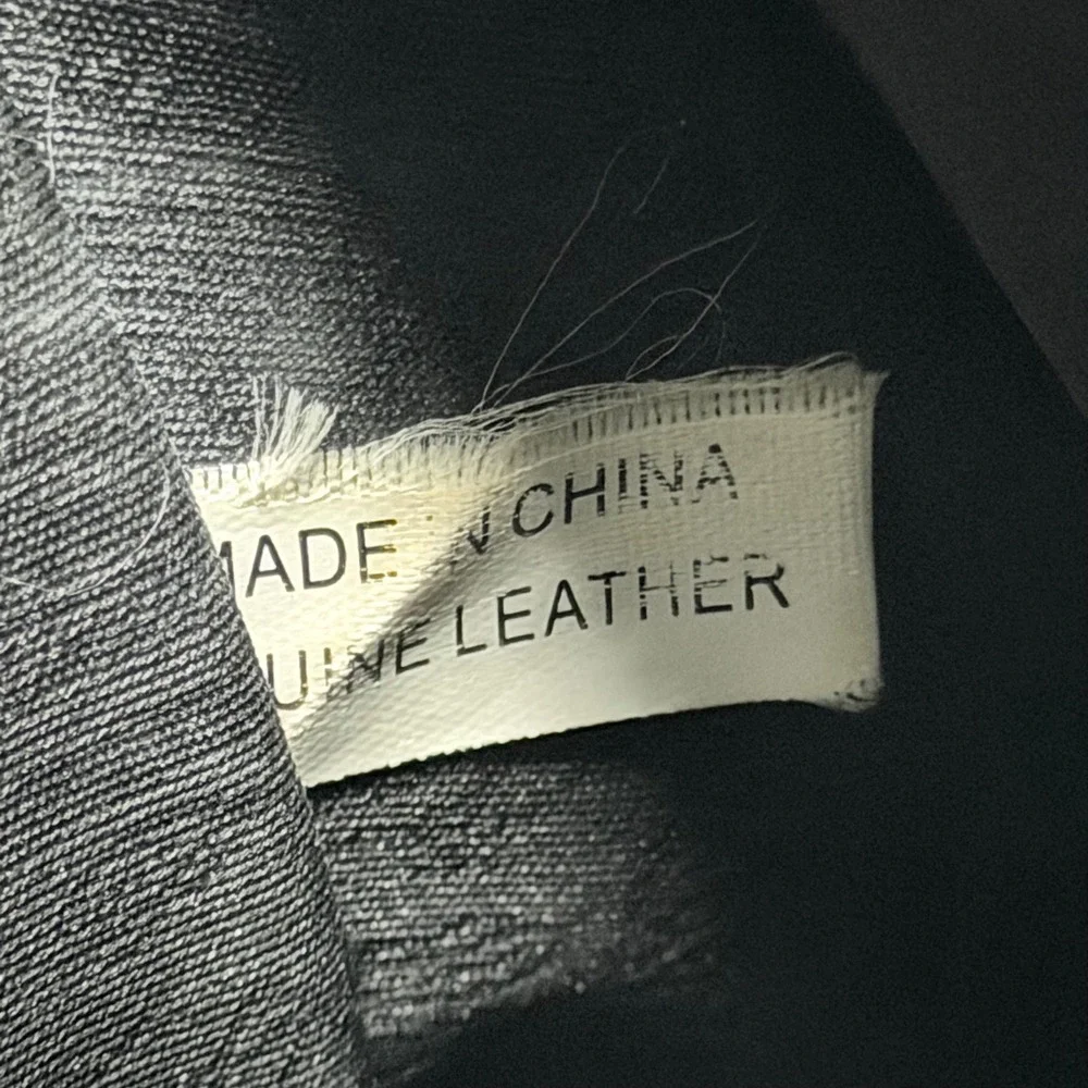 Vintage Lord & Taylor Black Genuine Leather Croc Embossed Dome Satchel Handbag